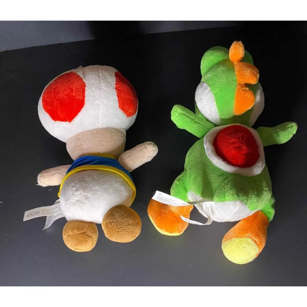 Lot of 4 Super Mario Bros. Plush Stuffed Toys Yoshi Toad Bomb Donkey Kong - Picture 5 of 6